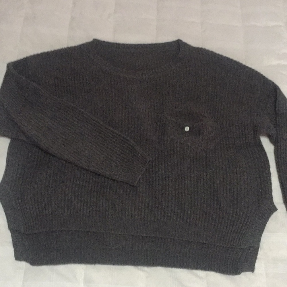 Gray cropped knit sweater